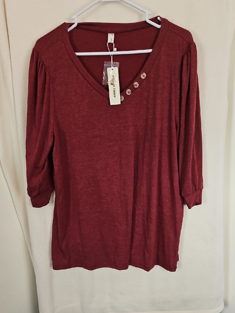 Agnes Orinda V-Neck Button Accent Top - Wine